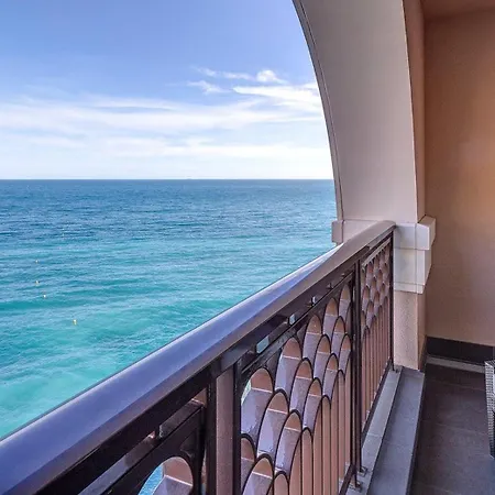 Szálloda Monte-carlo Bay &