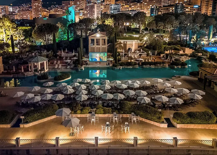 Hotell Monte-carlo Bay & 4*