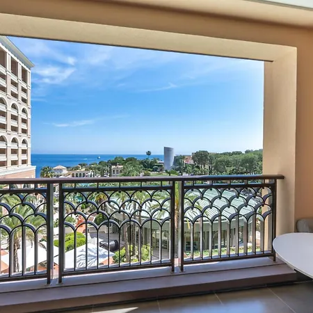 Hotel Monte-carlo Bay & 4*