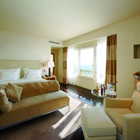 فندق وفندق مونتي-كارلو باي 4*