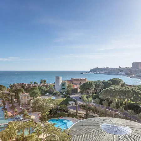 وفندق مونتي-كارلو باي 4*