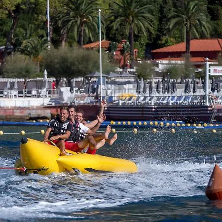 وفندق مونتي-كارلو باي