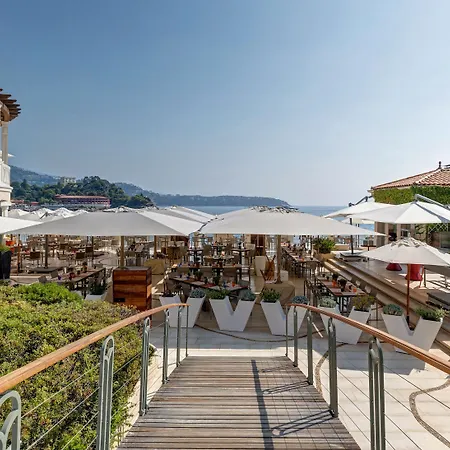 وفندق مونتي-كارلو باي 4*